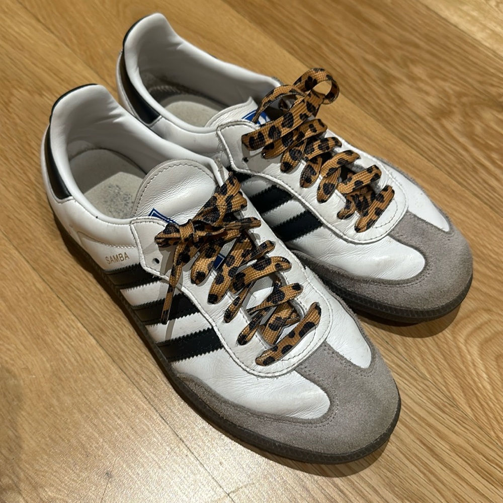 Original colorway Adidas Sambas